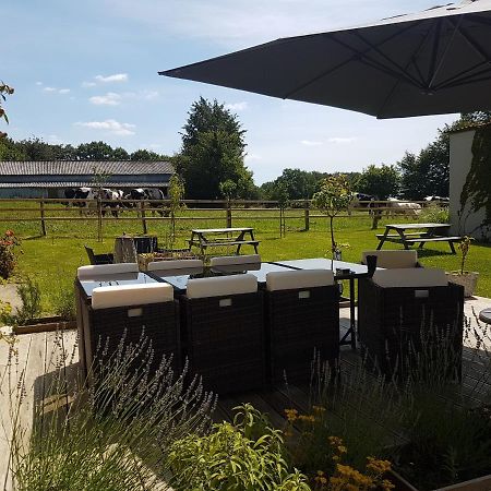 La Bastide Du Bonheur Chambres Et Tables D'Hotes Ger  ภายนอก รูปภาพ